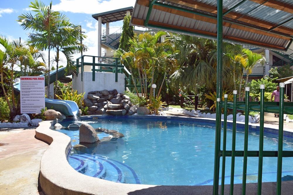 Grand Melanesian Hotel Нанди Экстерьер фото