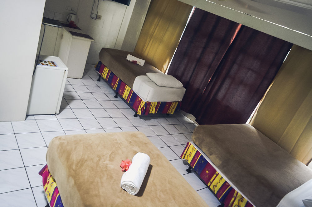 Grand Melanesian Hotel Нанди Экстерьер фото