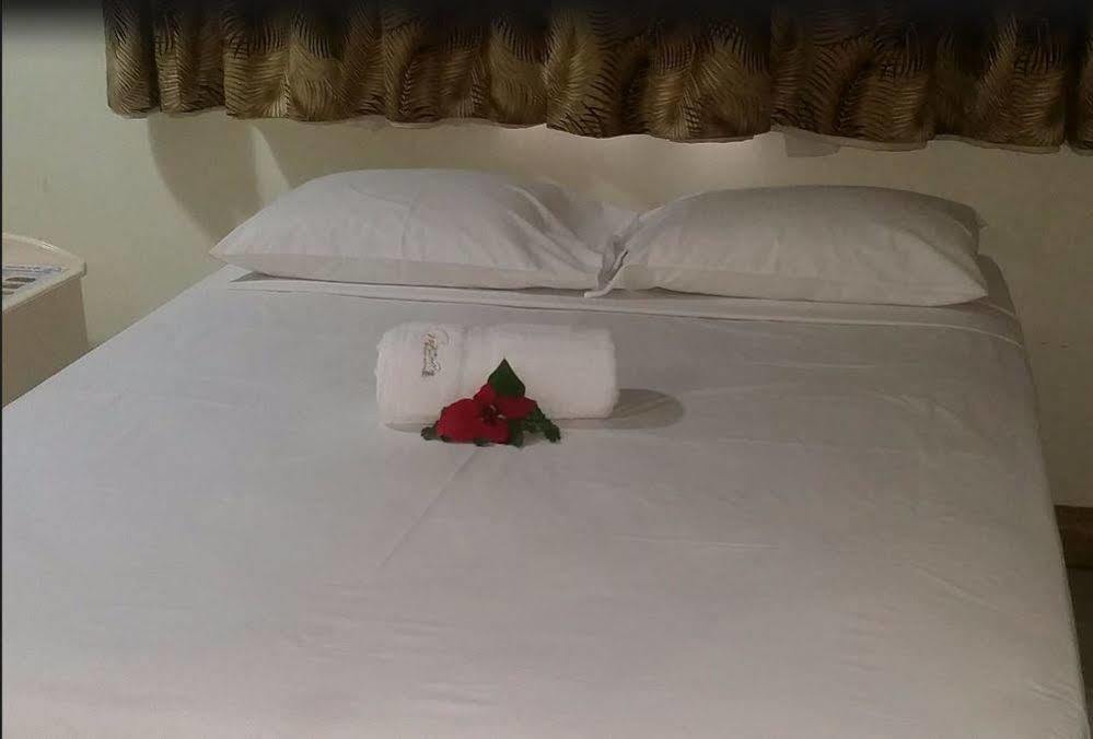 Grand Melanesian Hotel Нанди Экстерьер фото