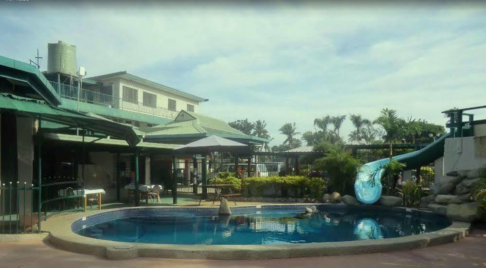 Grand Melanesian Hotel Нанди Экстерьер фото