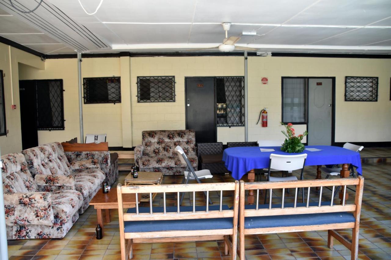 Grand Melanesian Hotel Нанди Экстерьер фото
